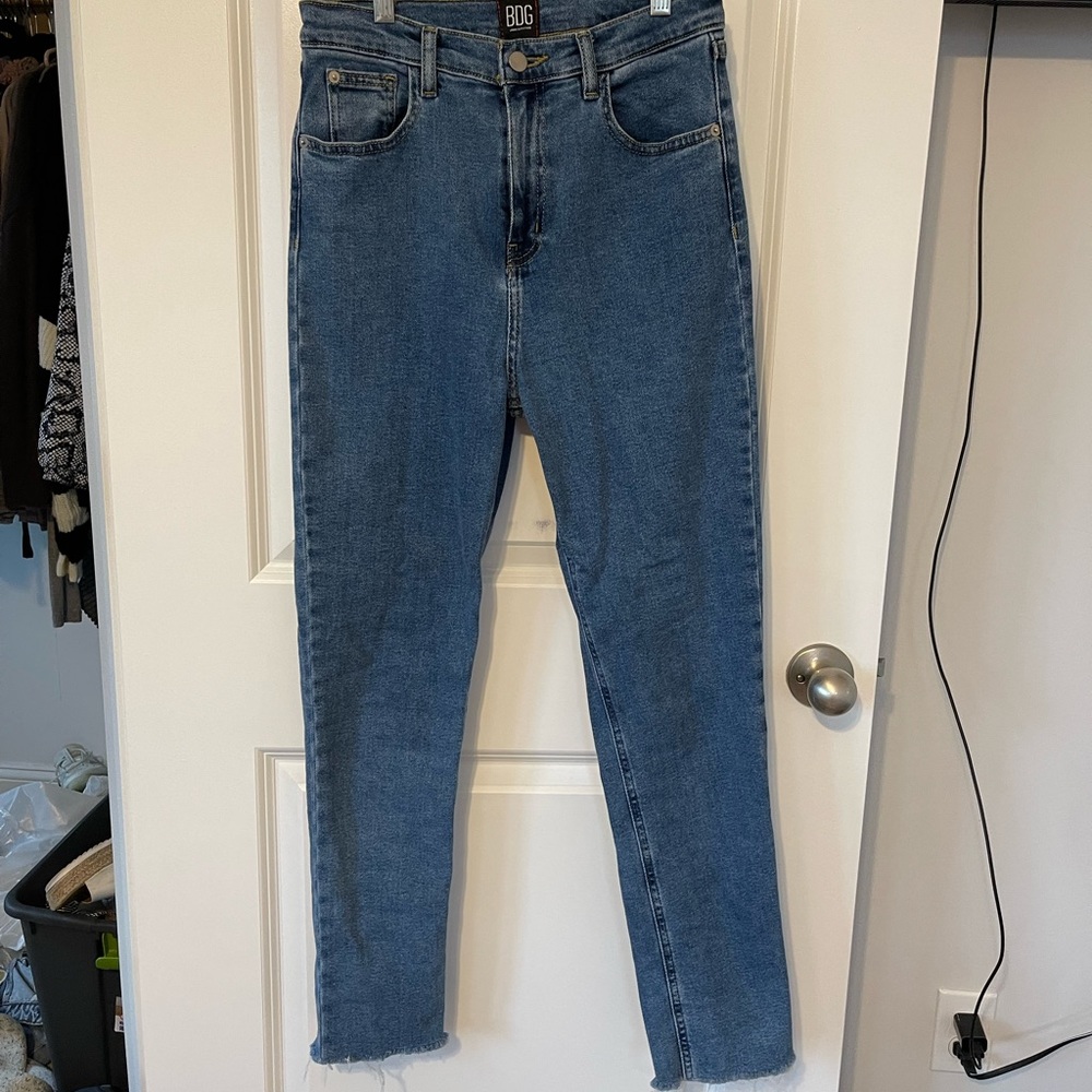 BDG High-Waisted Girlfriend Jean Size 28